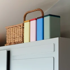 Hay Tin By Sowden Opbergblik 6 Hay Tin By Sowden Opbergblik -Woninginrichting Series 500583 01 11 EnvironmentImage 59ade2b6f2 scaled